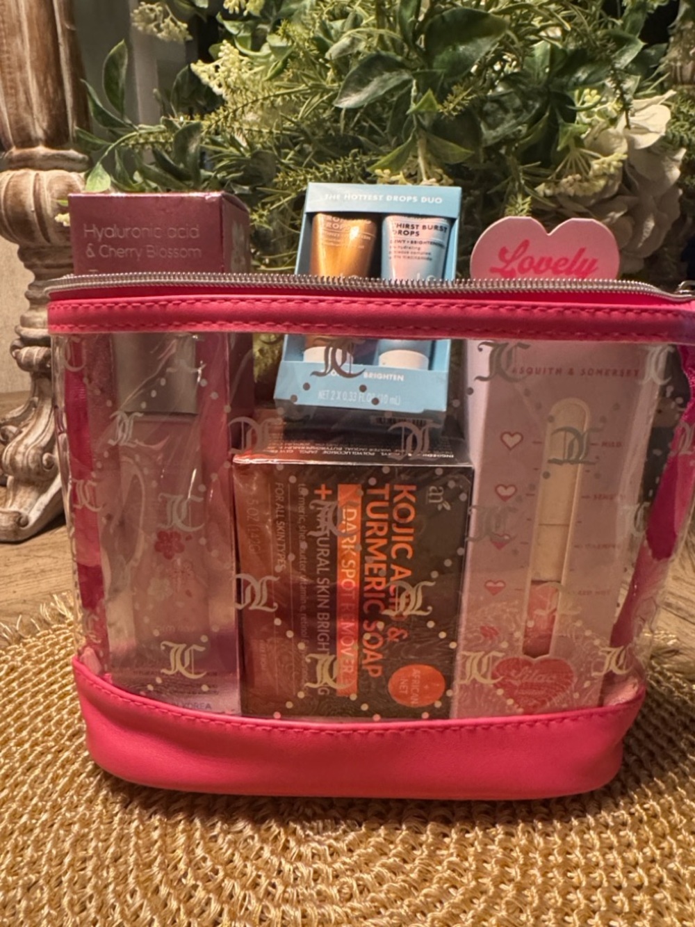 $125 Value of Beauty & Bath Collection w/ Juicy Couture Cometic Bag